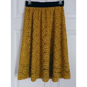 Sale! 🖤 Lace Lularoe Lola Skirt